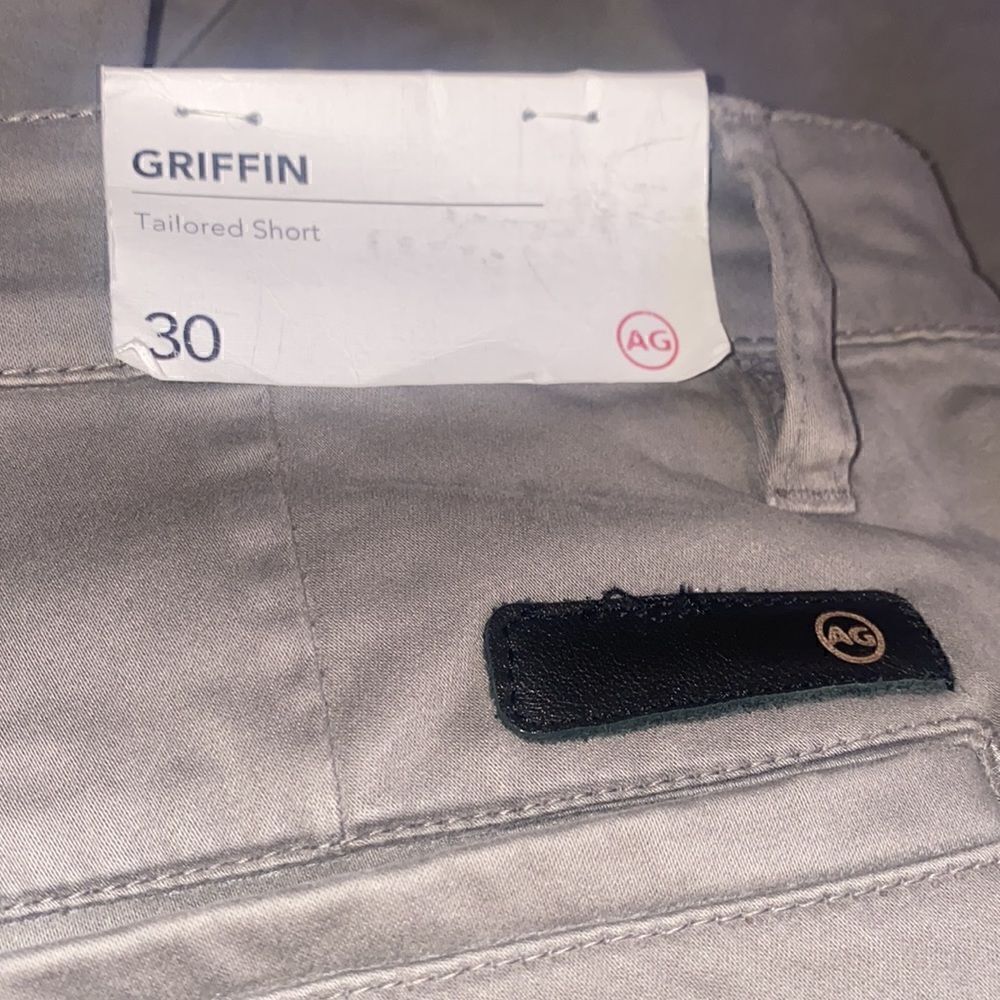 AG Los Angeles NWT Griffin 10" Cotton Blend Tailored Fit Shorts LightSterling 30 - Picture 8 of 9